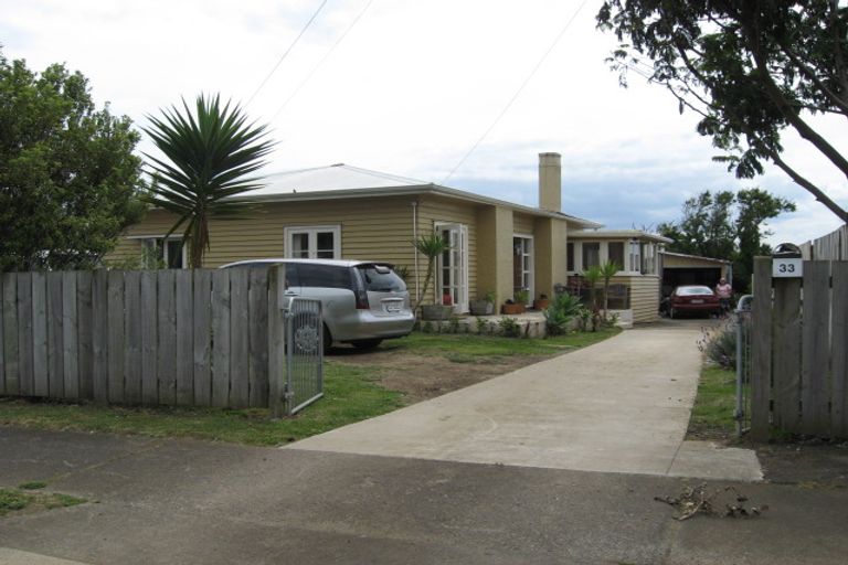 Photo of property in 33 Shortt Avenue, Mangere Bridge, Auckland, 2022