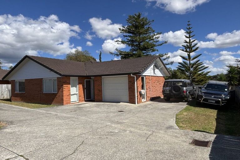 Photo of property in 55a Matipo Road, Te Atatu Peninsula, Auckland, 0610