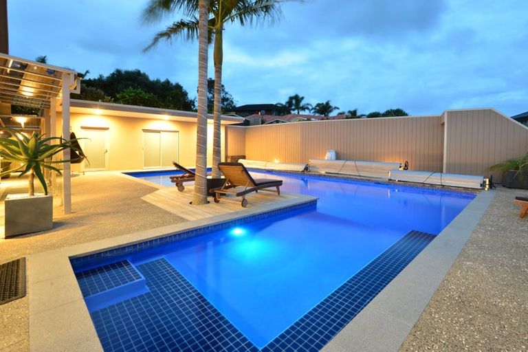 Photo of property in 6 Commodore Court, Gulf Harbour, Whangaparaoa, 0930