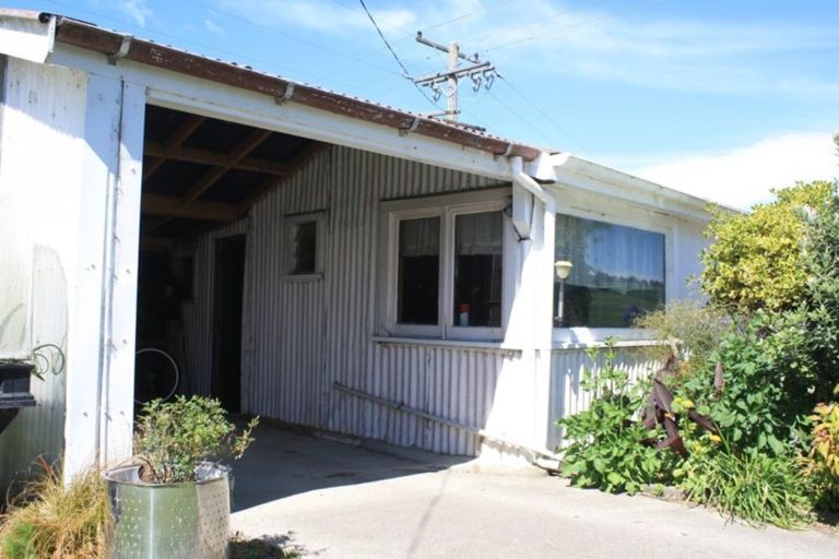 Photo of property in 100 Whiterocks Road, Deborah, Oamaru, 9492