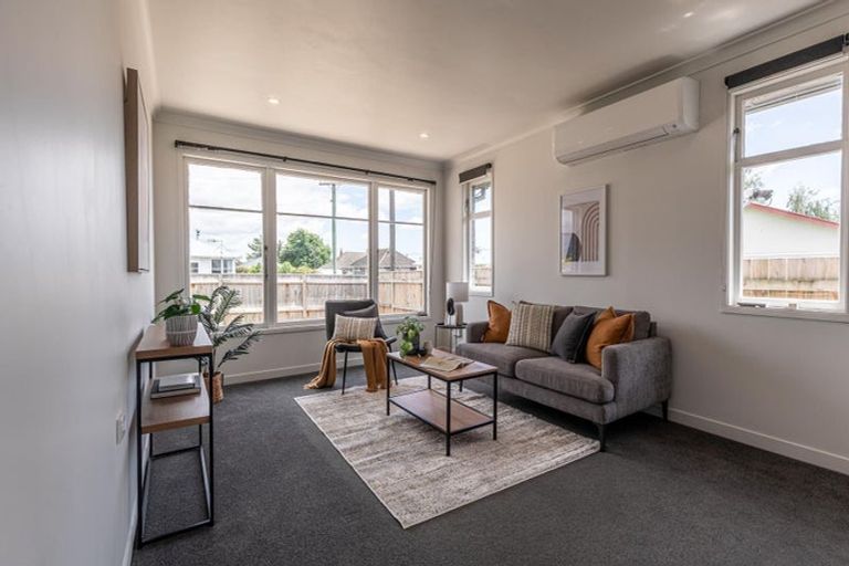 Photo of property in 1 Kauri Street, Levin, 5510