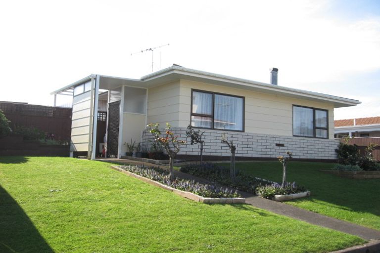 Photo of property in 4 Avon Place, Springvale, Whanganui, 4501