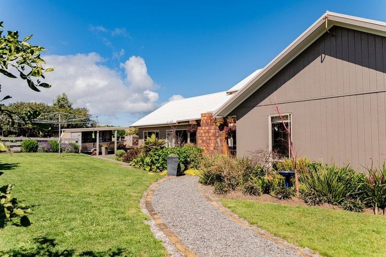Photo of property in 13 Koromiko Drive, Coromandel, 3506