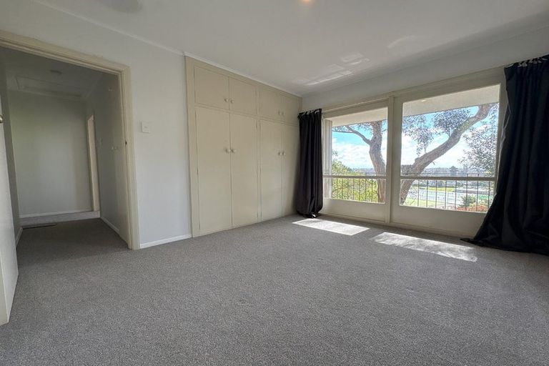 Photo of property in 10 Sherwood Lane, Cashmere, Christchurch, 8022