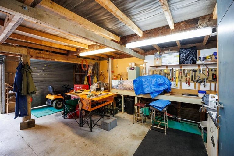 Photo of property in 375 Rangatira Road, Hunterville, 4786