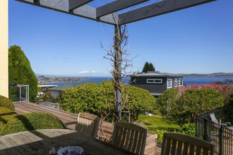 Photo of property in 87 Rokino Road, Hilltop, Taupo, 3330