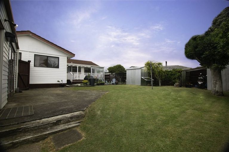 Photo of property in 9 Huber Street, Weymouth, Auckland, 2103