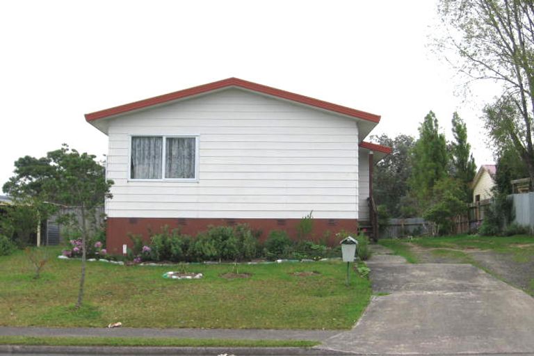 Photo of property in 3 Armada Drive, Ranui, Auckland, 0612