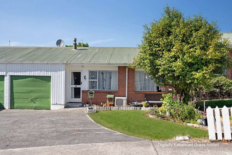 Photo of property in 8c Swan Street, Gore, 9710