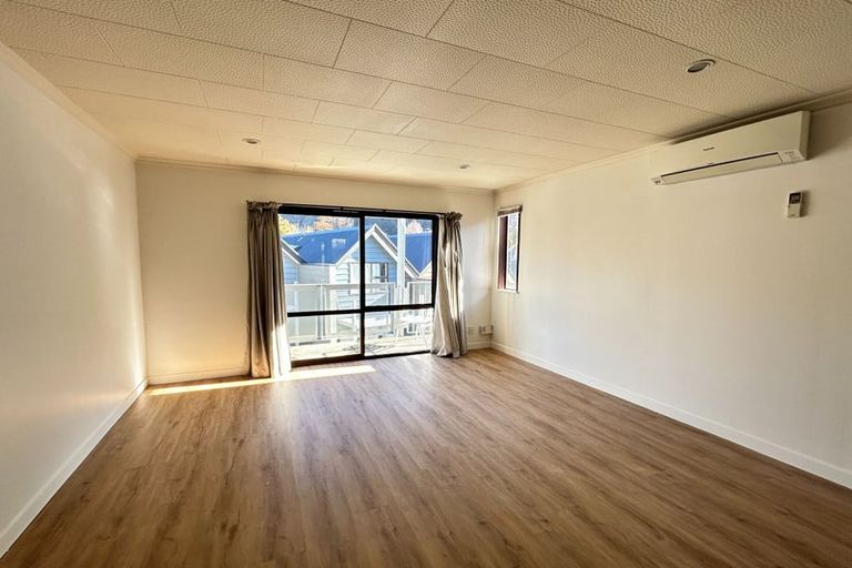 Photo of property in 24/70 Robins Road, Queenstown, 9300