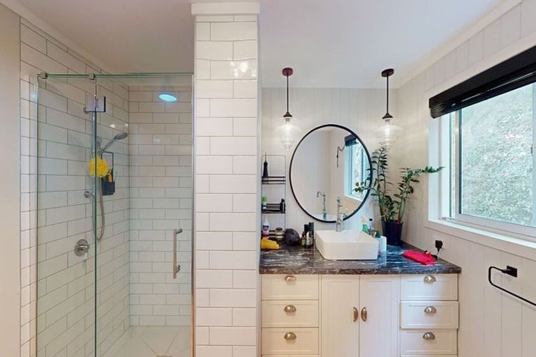 Photo of property in 68 Owhiro Bay Parade, Owhiro Bay, Wellington, 6023