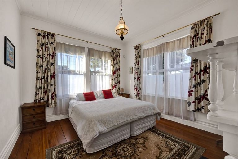 Photo of property in 79a Lemon Street, New Plymouth, 4310