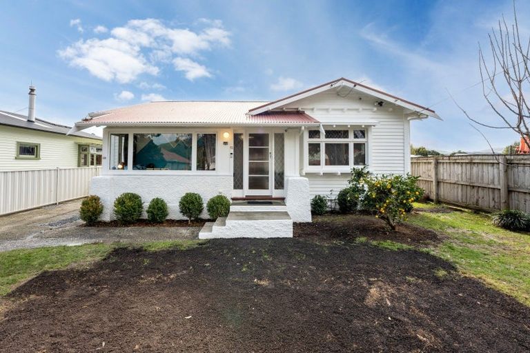 Photo of property in 13 Brook Street, Waiwhetu, Lower Hutt, 5010