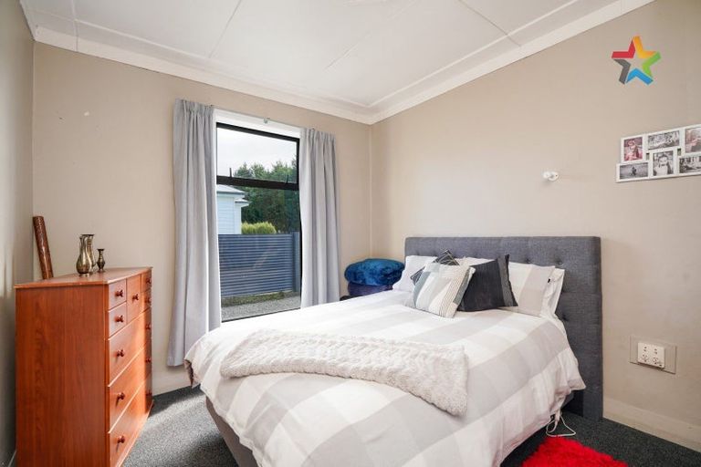 Photo of property in 33 Sinclair Avenue, Nightcaps, 9630