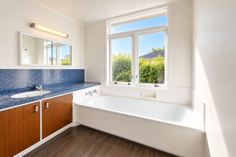 Photo of property in 35 Stanniland Street, Sunnyhills, Auckland, 2010