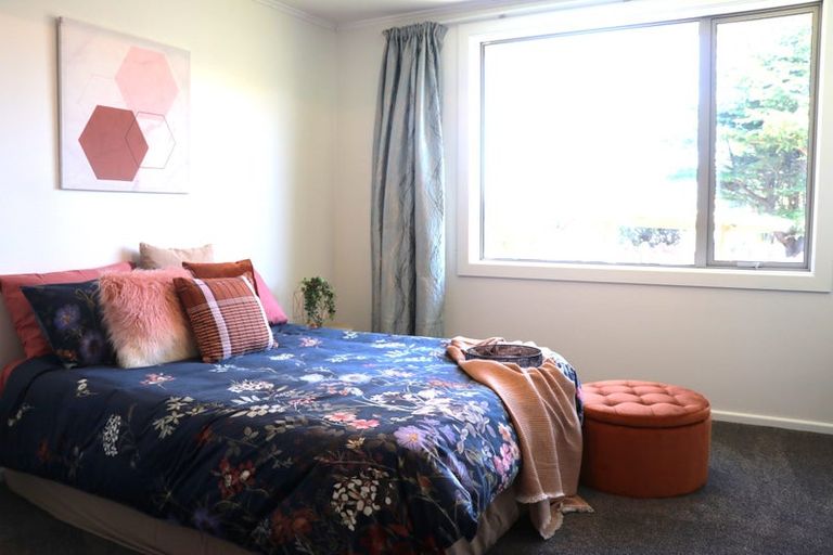 Photo of property in 66 Adamson Crescent, Glengarry, Invercargill, 9810