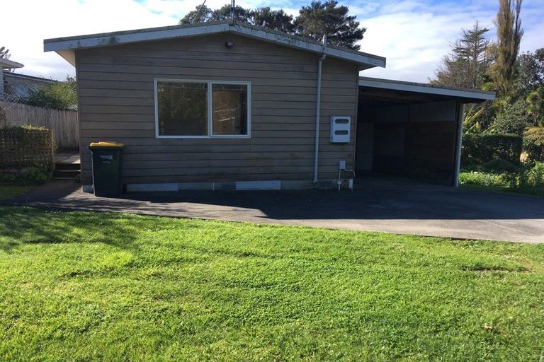 Photo of property in 39 Weldene Avenue, Glenfield, Auckland, 0629