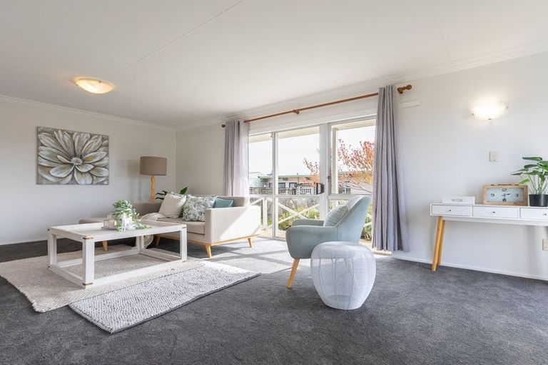 Photo of property in 11 Kanawa Street, Waikanae, 5036