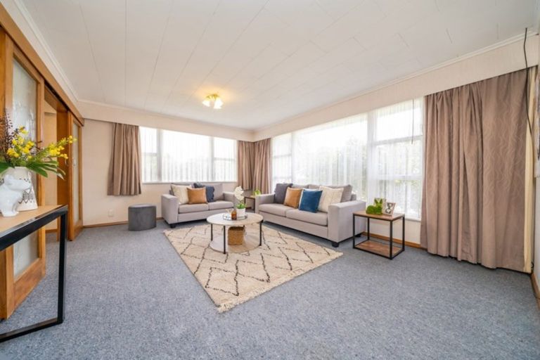 Photo of property in 12 Snell Grove, Clouston Park, Upper Hutt, 5018