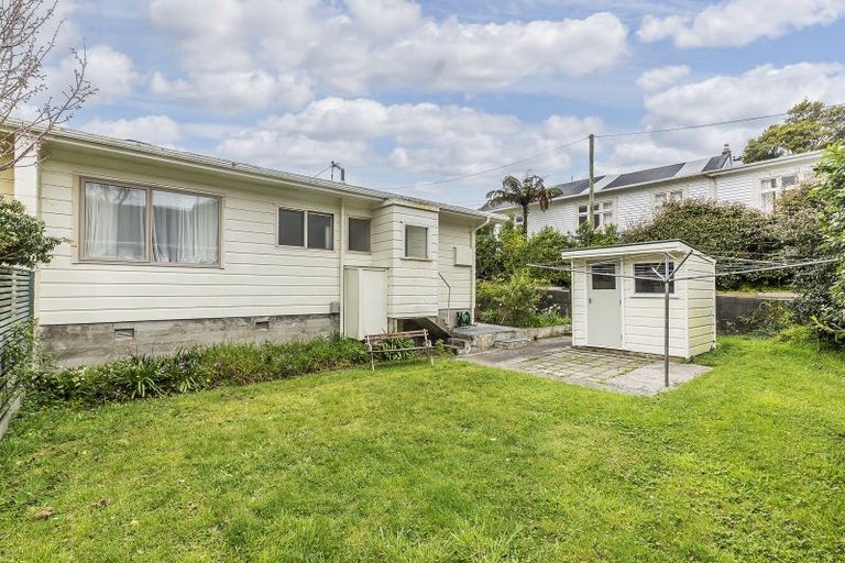 Photo of property in 2/13 Spiers Street, Karori, Wellington, 6012