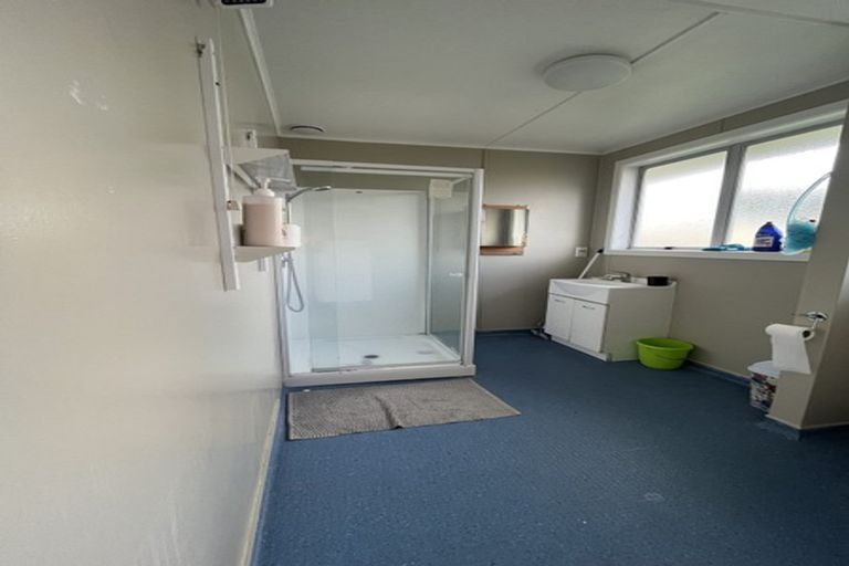 Photo of property in 2 Penguin Grove, Waitangirua, Porirua, 5024