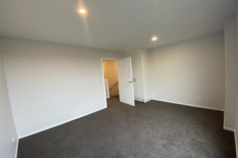 Photo of property in 5 Pukakaho Lane, Papatoetoe, Auckland, 2025