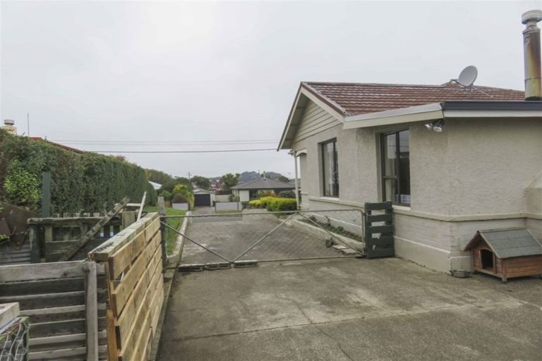 Photo of property in 96 Stobo Street, Grasmere, Invercargill, 9810