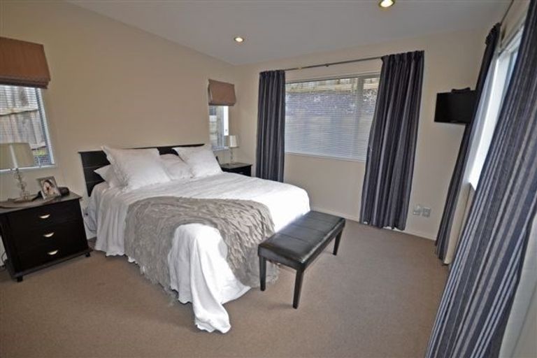 Photo of property in 11 Cityview Place, Massey, Auckland, 0614