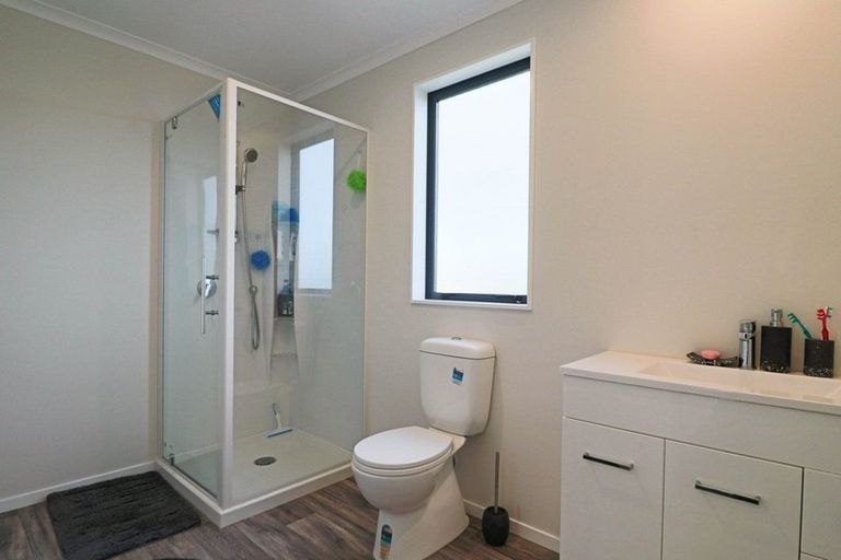 Photo of property in 6 Arataki Grove, Waitarere Beach, Levin, 5510