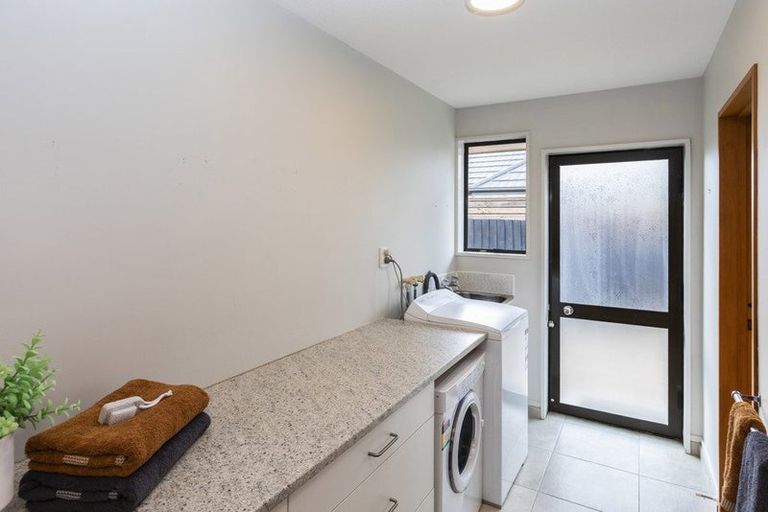 Photo of property in 2/22 Leander Street, Northcote, Christchurch, 8052