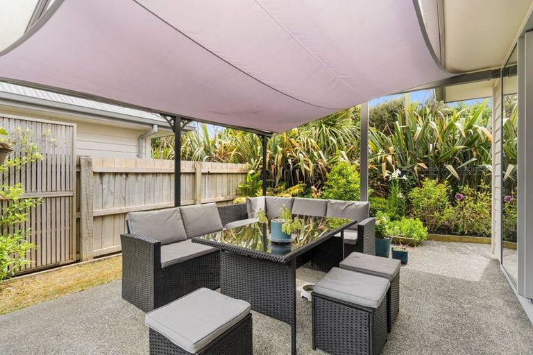 Photo of property in 21 Fairwater Road, Warkworth, 0910