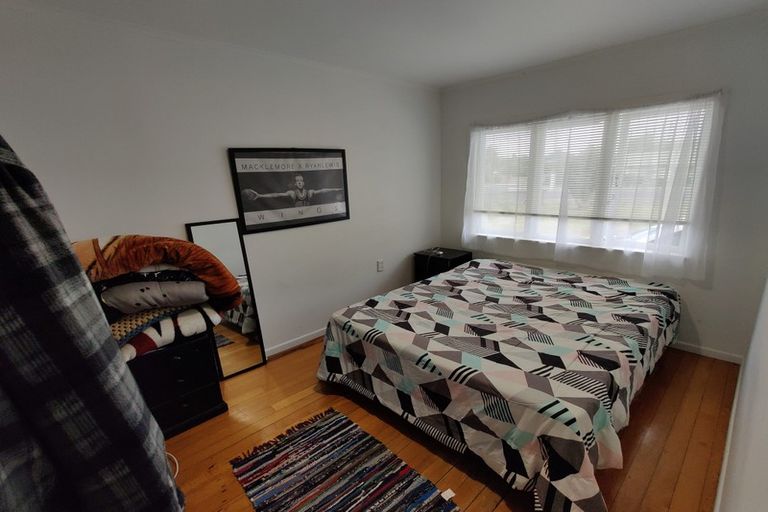 Photo of property in 27 Cameron Street, Papakura, 2110