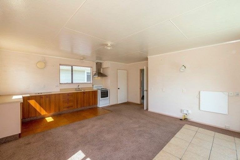 Photo of property in 36 Anaru Street, Raumati Beach, Paraparaumu, 5032