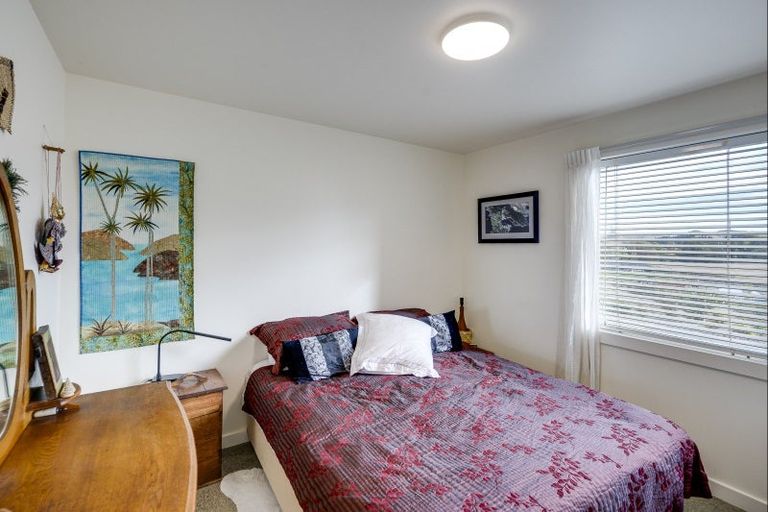 Photo of property in 76 Te Kapua Rise, 4182