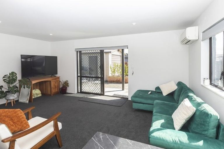 Photo of property in 1/68 Ottawa Road, Wainoni, Christchurch, 8061