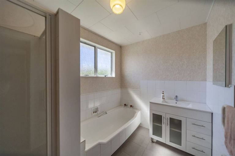 Photo of property in 30a Elliott Street, Taradale, Napier, 4112