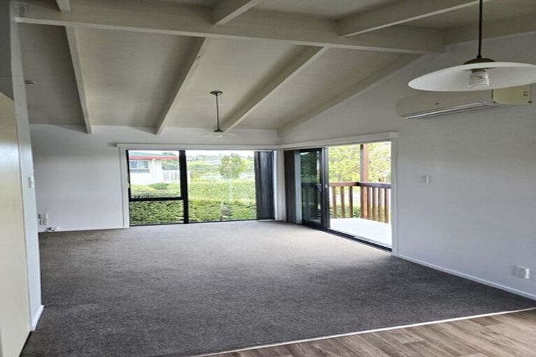 Photo of property in 68 Welcome Bay Road, Welcome Bay, Tauranga, 3112