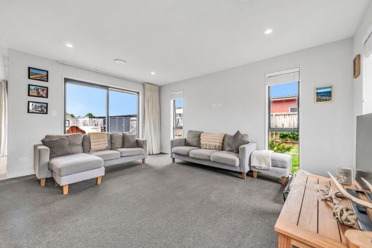 Photo of property in 18 Newbrook Terrace, Darfield, 7510