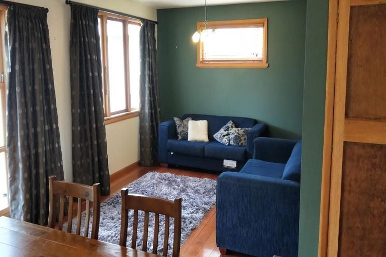 Photo of property in 15 Puriri Terrace, Roslyn, Palmerston North, 4414