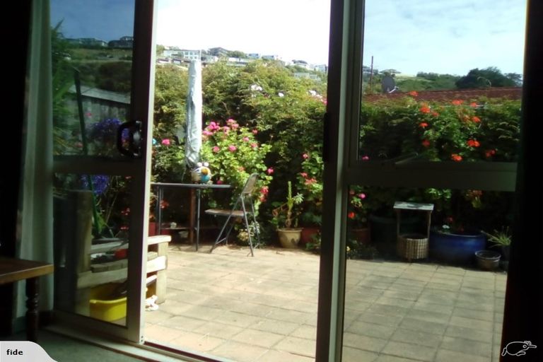 Photo of property in 44a Taupata Street, Redcliffs, Christchurch, 8081