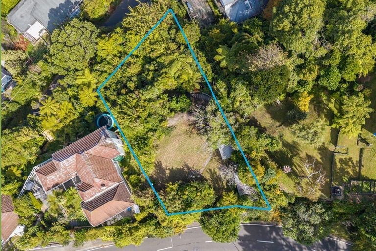 Photo of property in 17 Harbour View Road, Harbour View, Lower Hutt, 5010