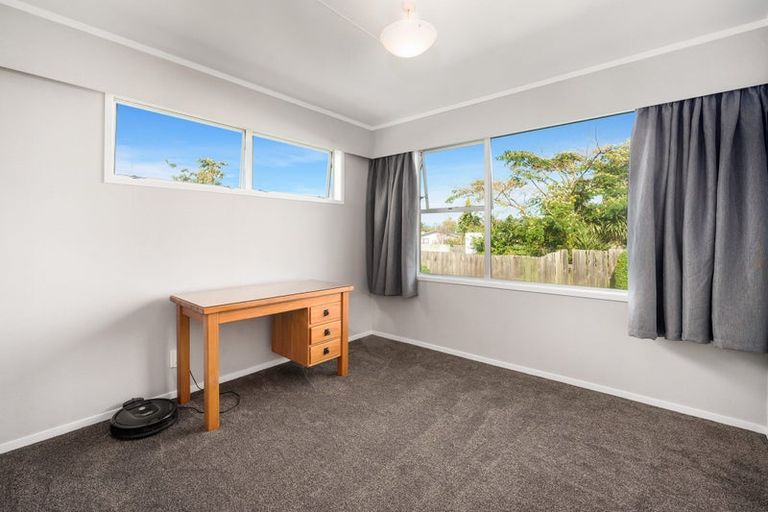 Photo of property in 43 Tennyson Drive, Owhata, Rotorua, 3010