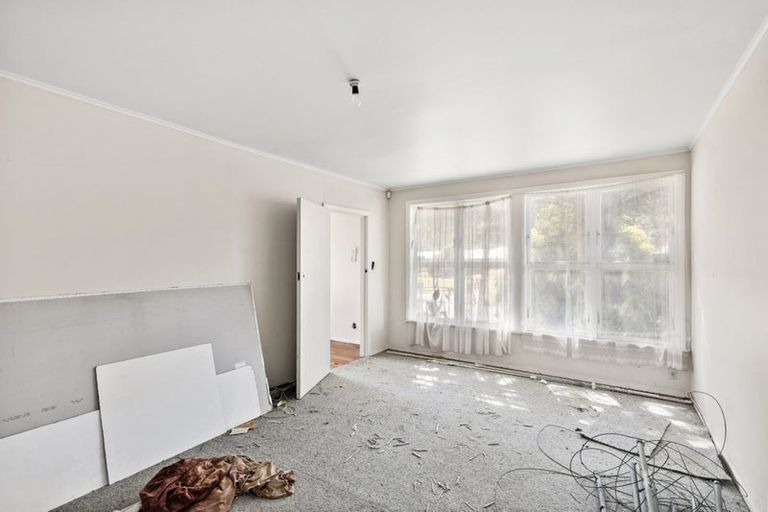 Photo of property in 61 Farmer Crescent, Taita, Lower Hutt, 5011