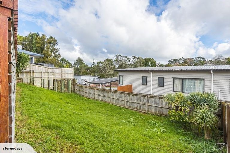 Photo of property in 47a Rehia Road, Massey, Auckland, 0614