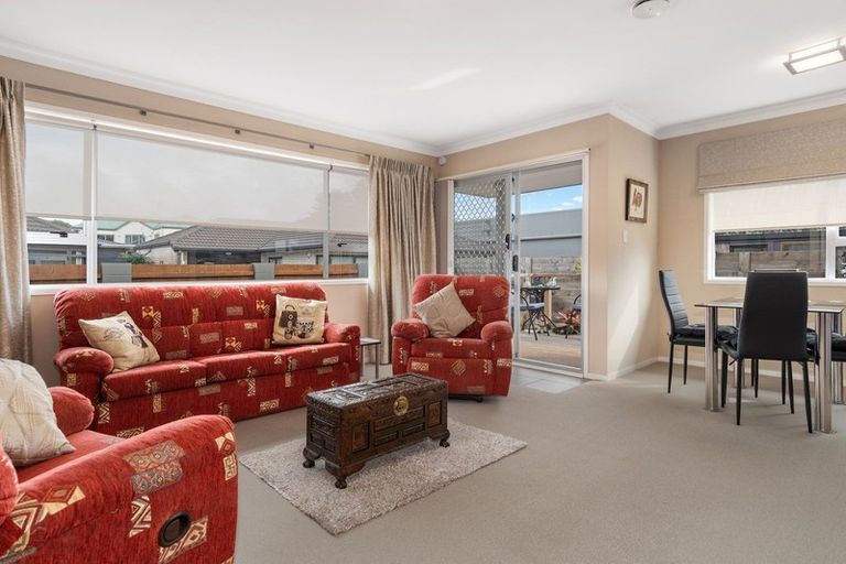 Photo of property in 403c Devonport Road, Tauranga South, Tauranga, 3112