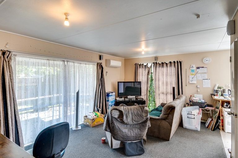 Photo of property in 39 Diaz Drive, Flaxmere, Hastings, 4120