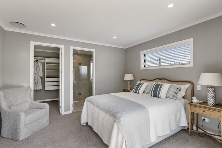 Photo of property in 10 Te Rata Boulevard, Karaka, 2124