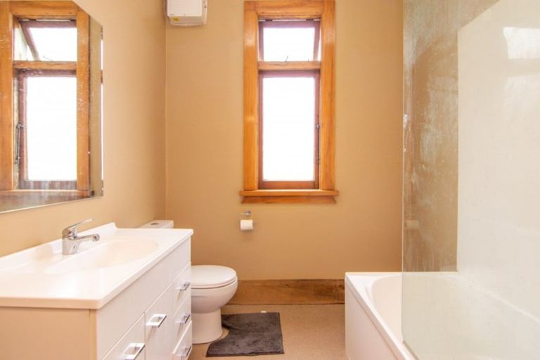 Photo of property in 23 Morris Street, Hokowhitu, Palmerston North, 4410