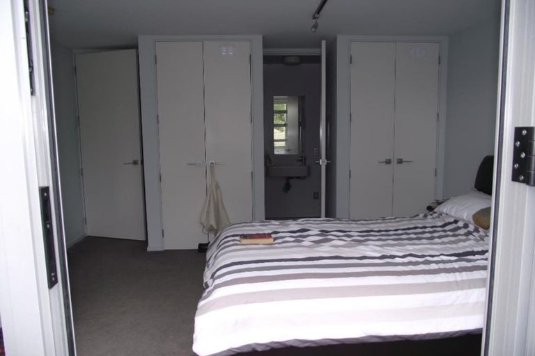 Photo of property in Vespa Apartments, 505/20 Hanson Street, Mount Cook, Wellington, 6021