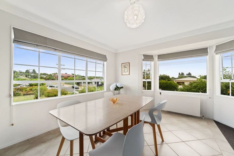 Photo of property in 4 Ingle Avenue, Waipahihi, Taupo, 3330